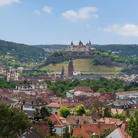 Appartamento Dnd Design Loft I 170Qm I Parken I Balkon I Workstation I Netflix I Kaffee I Waschmaschine I Trockner I Xbox I Ausblick Würzburg Esterno foto