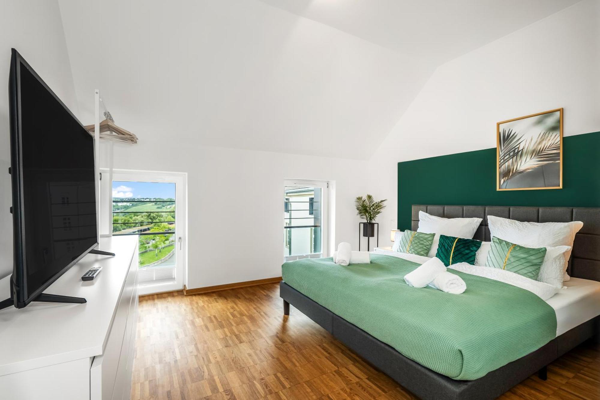 Appartamento Dnd Design Loft I 170Qm I Parken I Balkon I Workstation I Netflix I Kaffee I Waschmaschine I Trockner I Xbox I Ausblick Würzburg Esterno foto