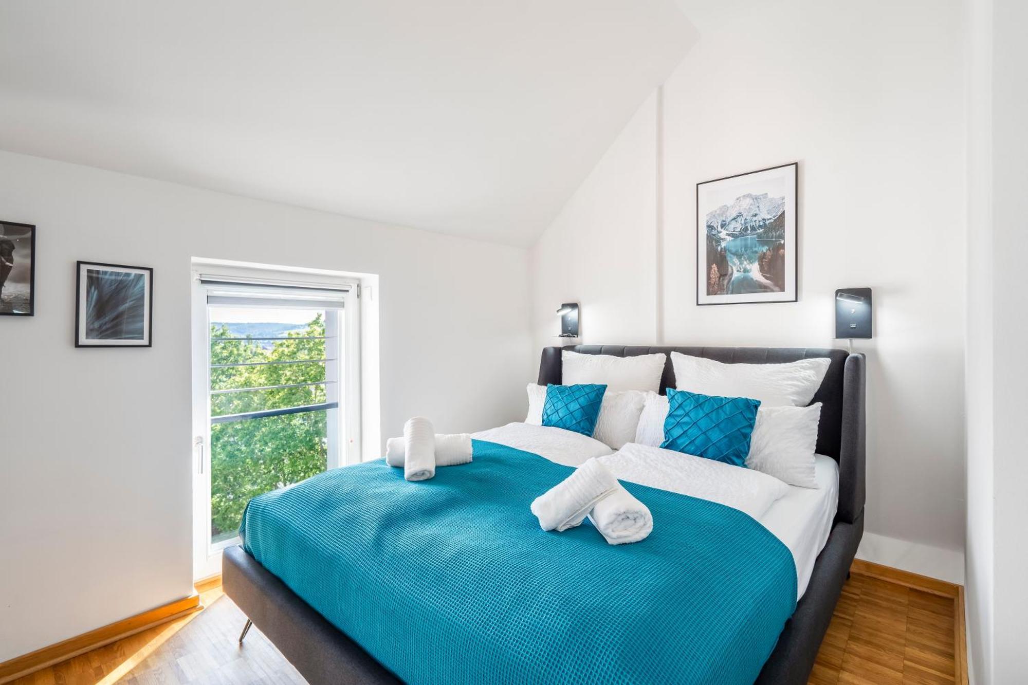 Appartamento Dnd Design Loft I 170Qm I Parken I Balkon I Workstation I Netflix I Kaffee I Waschmaschine I Trockner I Xbox I Ausblick Würzburg Esterno foto